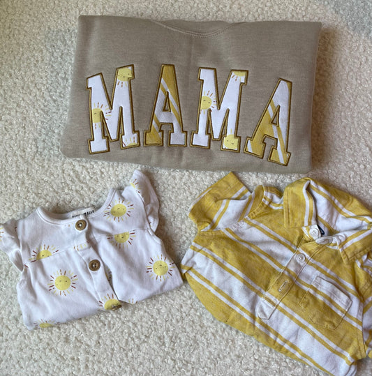 MAMA/MOM Embroidered Applique Keepsake Crewneck Sweatshirt